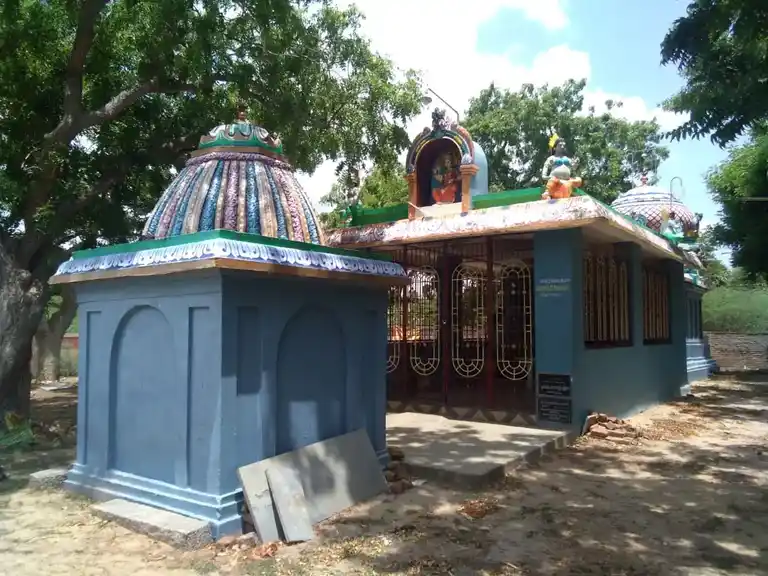 Arulmigu Vattamuthu Mari Amman Temple, Agara Orathur - 611108 அருள்மிகு வட்டமுத்துமாரியம்மன் திருக்கோயில், Agara Orathur, Agara Orathur - 611108, Nagapattinam - Ancient Temple Architecture and History Image 3