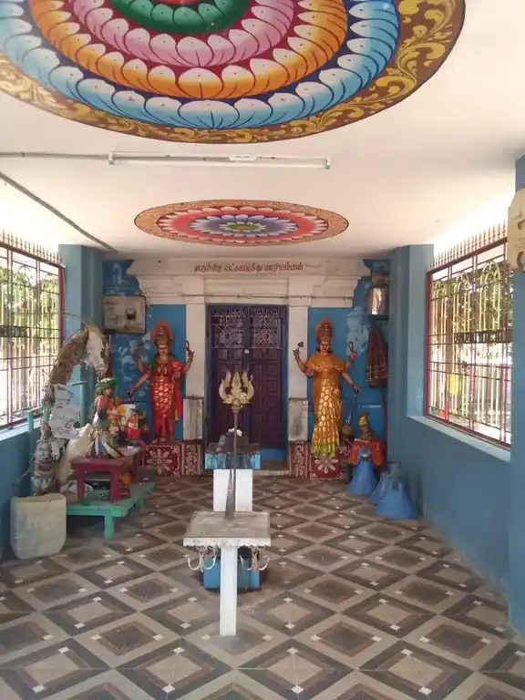 Arulmigu Vattamuthu Mari Amman Temple, Agara Orathur - 611108 அருள்மிகு வட்டமுத்துமாரியம்மன் திருக்கோயில், Agara Orathur, Agara Orathur - 611108, Nagapattinam - Ancient Temple Architecture and History Image 4