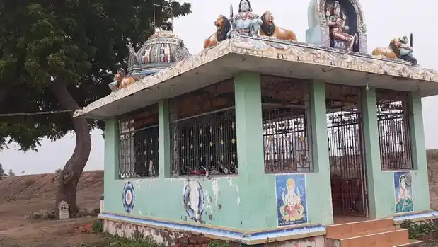 Arulmigu Vazha Vanthamman Temple, Ekkakudi - 623807 அருள்மிகு வாழவந்தம்மன் திருக்கோயில், Ekkakudi - 623807, Ramanathapuram - Ancient Temple Architecture and History Image 3