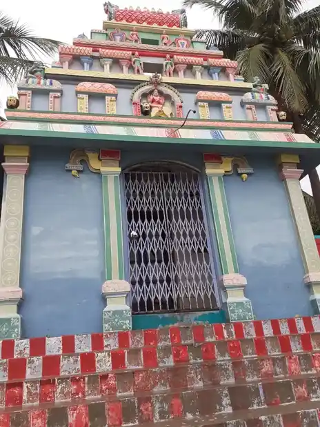 Arulmigu Vazha Vanthamman Temple, Karukudi - 623502 Temple