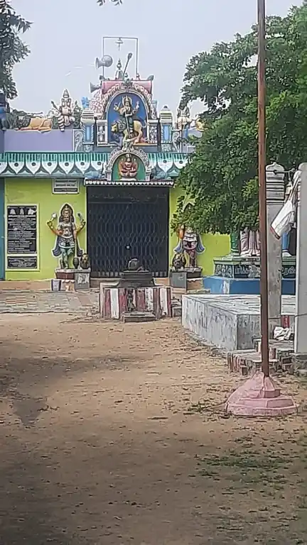 Arulmigu Vazhavanthamman Temple, Mandalamanickkam - 623605 அருள்மிகு வாழவந்தம்மன் திருக்கோயில், Mandalamanickkam - 623605, Ramanathapuram - Ancient Temple Architecture and History Image 4