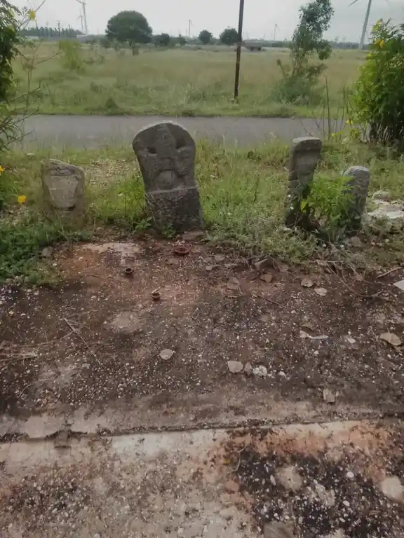 Arulmigu Vazithunai Vinayagar Temple, Kaduvettipalayam - 641669 அருள்மிகு வழித்துணை விநாயகர் திருக்கோயில், Kaduvettipalayam - 641669, Coimbatore - Ancient Temple Architecture and History Image 2