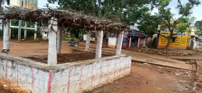 Arulmigu Veattaikaruppar And Muthalamman Temple, Alampatti - 621311 அருள்மிகு வேட்டைக்கருப்பர் மற்றும் முத்தாளம்மன் திருக்கோயில், Alampatti - 621311, Thiruchirappalli - Ancient Temple Architecture and History Image 3