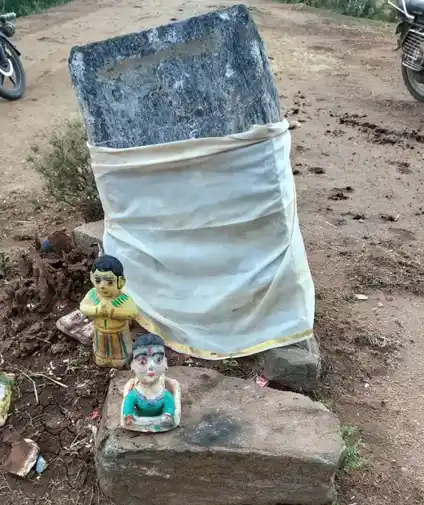 Arulmigu Vedaikaran Temple, Kattakulam - 625214 அருள்மிகு வேட்டைக்காரன் கோயில், Kattakulam, Kattakulam - 625214, Madurai - Ancient Temple Architecture and History Image 3