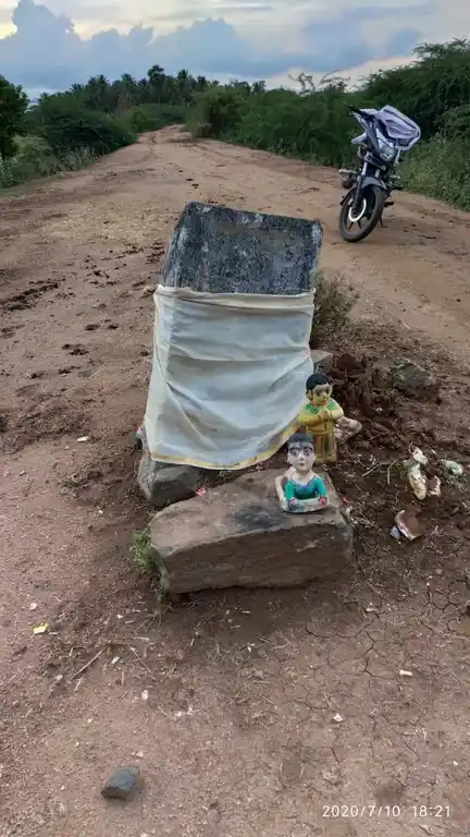 Arulmigu Vedaikaran Temple, Kattakulam - 625214 அருள்மிகு வேட்டைக்காரன் கோயில், Kattakulam, Kattakulam - 625214, Madurai - Ancient Temple Architecture and History Image 4