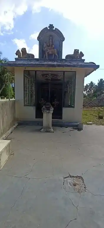 Arulmigu Vedamakaliamman Temple, Vilakudi - 614715 அருள்மிகு வேதமாகாளியம்மன் திருக்கோயில், விளக்குடி - 614715, Thiruvarur - Ancient Temple Architecture and History Image 4