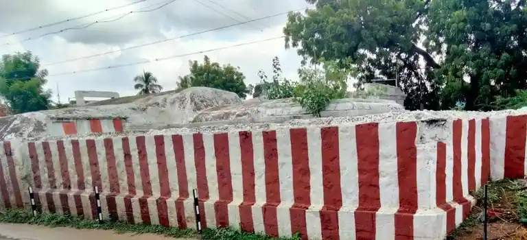 Arulmigu Vedamoorthy Temple, Near By Bridge, Thachanallur - 627358 அருள்மிகு வேதமூர்த்தி திருக்கோயில், Near By Bridge, Thachanallur - 627358, Tirunelveli - Ancient Temple Architecture and History Image 7