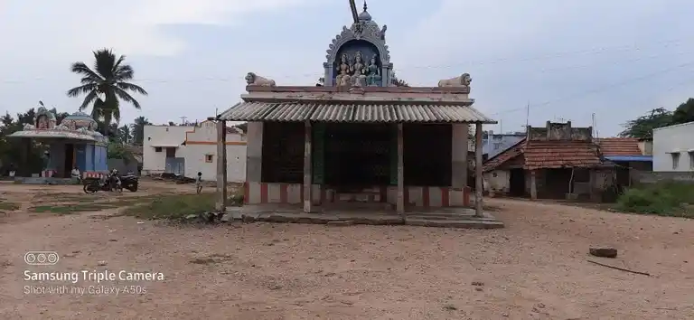 Arulmigu Vedapatti Muthalamman Temple, Vedapatty - 624620 அருள்மிகு வேடபட்டி முத்தாலம்மன் திருக்கோயில், Vedapatty - 624620, Dindigul - Ancient Temple Architecture and History Image 2