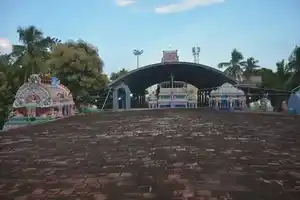 Arulmigu Vedapureeswarer Temple, Thiruverkadu - 600077 அருள்மிகு வேதபுரீஸ்வரர் திருக்கோயில், திருவேற்காடு - 600077, Tiruvallur - Ancient Temple Architecture and History Image 2