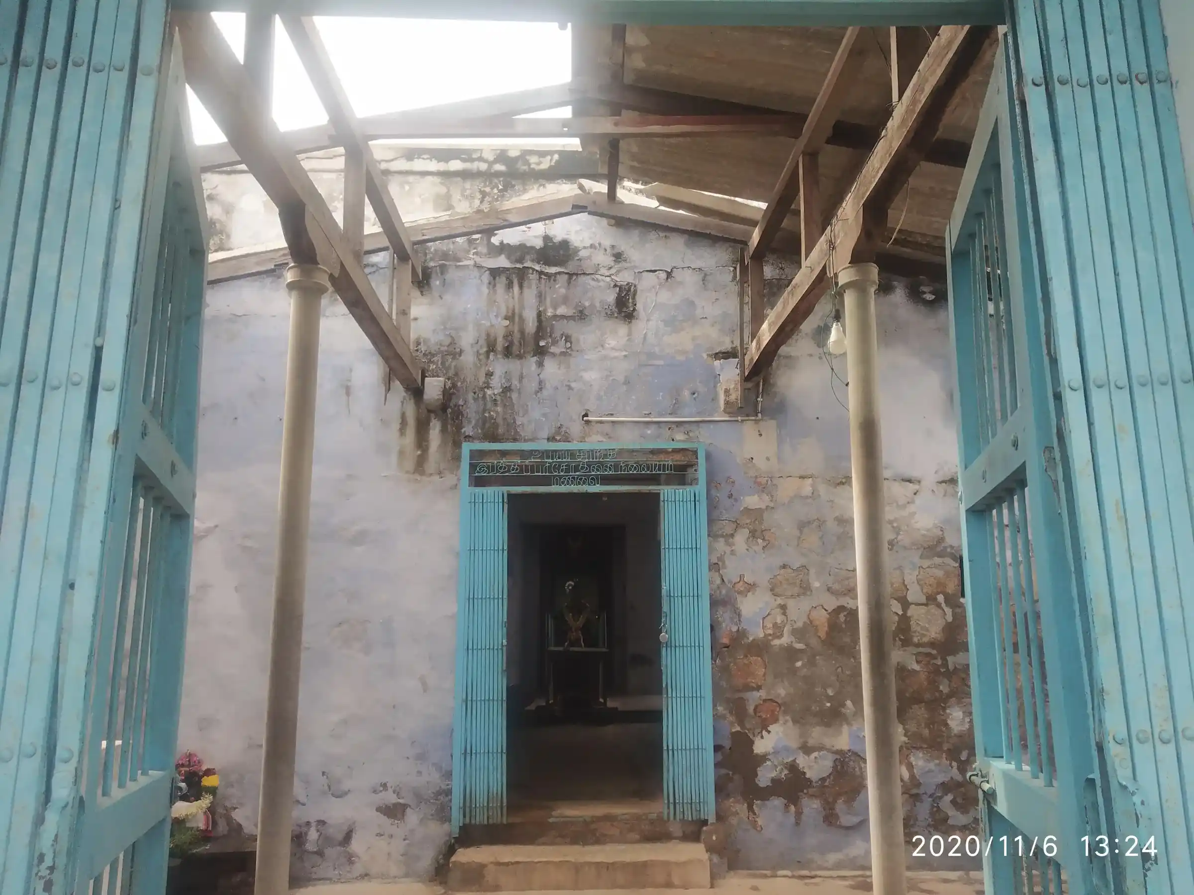 Arulmigu Vedarubasubramaniyaswamy Temple, Manaparai Nagar - 621305 Arulmigu Vedarubasubramaniyaswamy Temple, Manaparai Nagar - 621305, Thiruchirappalli - Ancient Temple Architecture and History Image 4