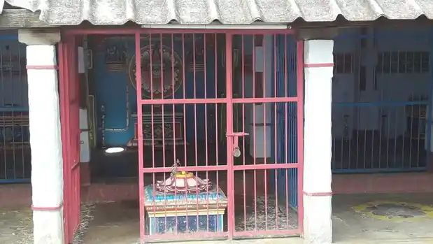 Arulmigu Vedasamy @ Yanaikaruppanasamy Temple, Thavittusanthai, Madurai - 625001 அருள்மிகு வேடசாமி என்ற யானைக்கருப்பணசாமி திருக்கோயில், தவிட்டுச்சந்தை, மதுரை - 625001, Madurai - Ancient Temple Architecture and History Image 7