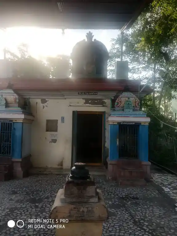 Arulmigu Vedha Vinayagar Temple, Thirukulam Northnagapattinam, Nagapattinam - 611001 அருள்மிகு வேத விநாயகர் திருக்கோயில், திருக்குளம் வடக்கு, நாகப்பட்டினம் - 611001, Nagapattinam - Ancient Temple Architecture and History Image 3