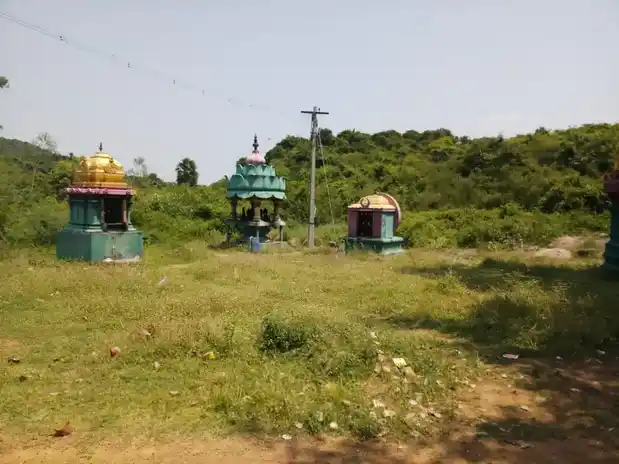 Arulmigu Vedhakiriswarar Temple, Kumili - 603202 அருள்மிகு வேதகீரிஸ்வரர் திருக்கோயில், Kumili - 603202, Chengalpattu - Ancient Temple Architecture and History Image 4