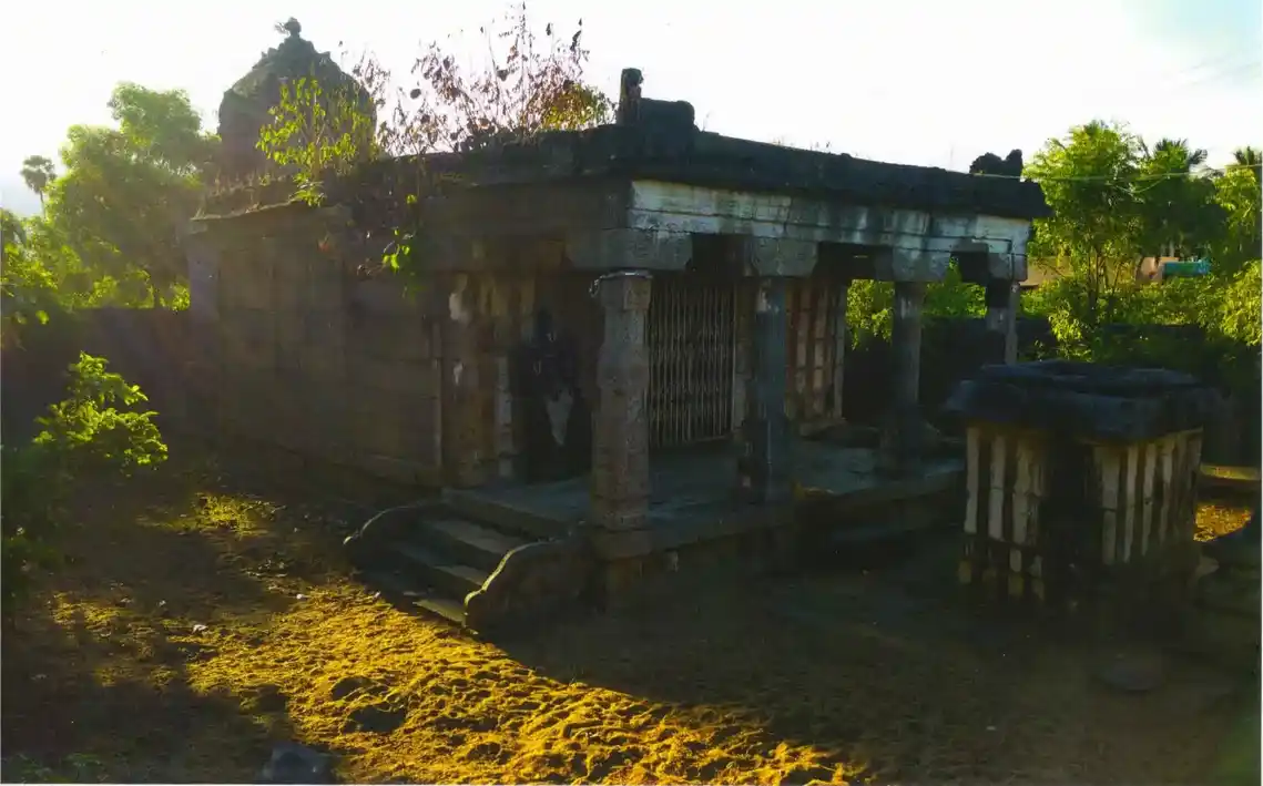 Arulmigu Vedhanarayana Perumal And Koothandarama Swamy Temple, Aanur - 603405 அருள்மிகு வேதநாராயணப்பெருமாள் திருக்கோயில், ஆனூர் - 603405, Chengalpattu - Ancient Temple Architecture and History Image 3