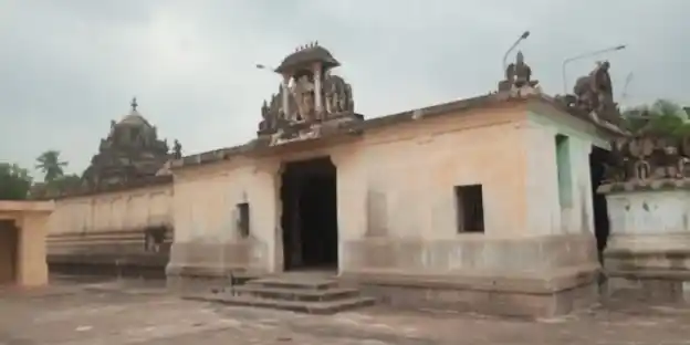Arulmigu Vedhanarayana Perumal Temple, Valayamadevi - 608704 அருள்மிகு வேதநாராயணப்பெருமாள் திருக்கோயில், வளையமாதேவி - 608704, Cuddalore - Ancient Temple Architecture and History Image 2