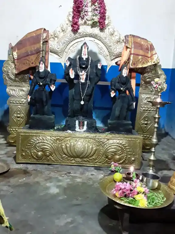 Arulmigu Vedhanarayana Perumal Temple, Vallipuram - 637003 அருள்மிகு வேதநாரணயப் பெருமாள் திருக்கோயில், Vallipuram - 637003, Namakkal - Ancient Temple Architecture and History Image 5