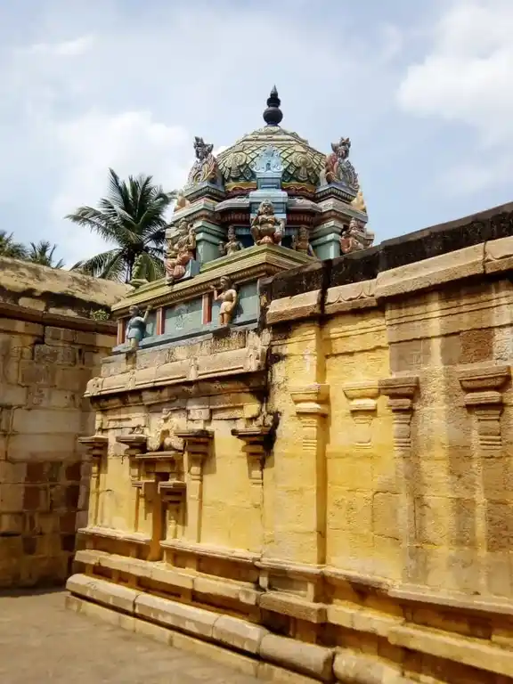 Arulmigu Vedhanarayanaperumal Temple, Thirunarayanapuram, Thirunarayanapuram - 621203 அருள்மிகு வேதநாராயணப்பெருமாள் திருக்கோயில், திருநாராயணபுரம், திருநாராயணபுரம் - 621203, Thiruchirappalli - Ancient Temple Architecture and History Image 3