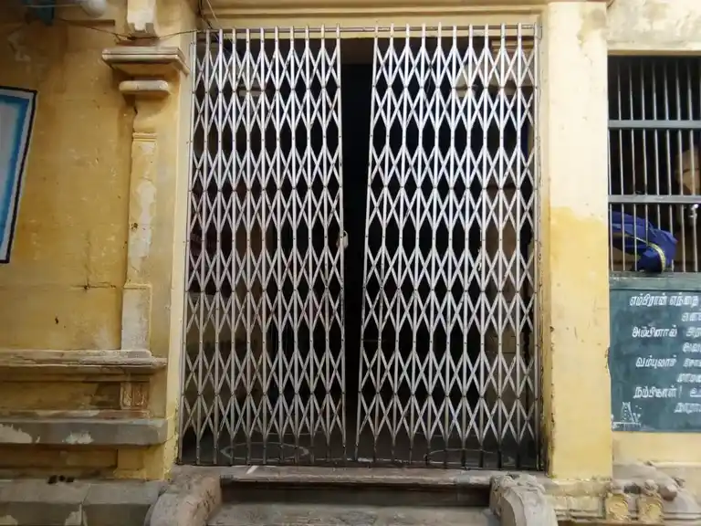 Arulmigu Vedhanarayanaperumal Temple, Thirunarayanapuram, Thirunarayanapuram - 621203 அருள்மிகு வேதநாராயணப்பெருமாள் திருக்கோயில், திருநாராயணபுரம், திருநாராயணபுரம் - 621203, Thiruchirappalli - Ancient Temple Architecture and History Image 5