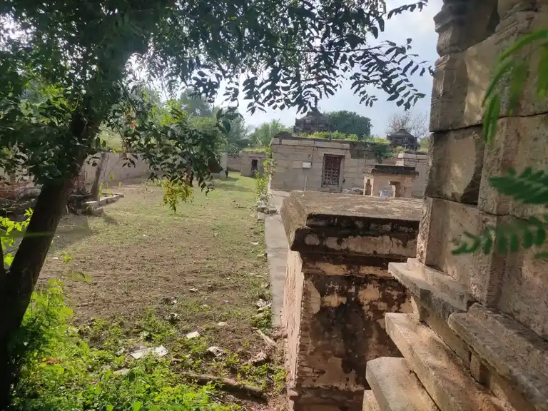 Arulmigu Vedhanayageeswarar Temple, Melapazhangur - 605751 அருள்மிகு வேதநாயகீஸ்வரர் திருக்கோயில், Melapazhangur - 605751, Kallakurichi - Ancient Temple Architecture and History Image 2