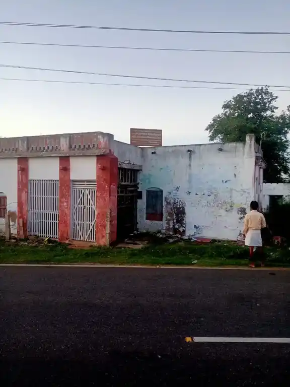 Arulmigu Vedhandha Madam, Veppancheri - 614703 அருள்மிகு வேதாந்த மடம், Veppancheri - 614703, Thiruvarur - Ancient Temple Architecture and History Image 3