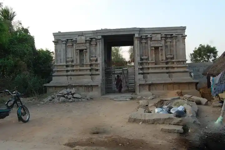 Arulmigu Vedhapureeswarar Temple, Emapur - 607203 அருள்மிகு வேதபுரீஸ்வரர் திருக்கோயில், Emapur - 607203, Viluppuram - Ancient Temple Architecture and History Image 2