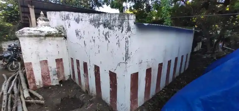 Arulmigu Vedhapureeswarar Temple, Mazhavarayanallur - 608702 அருள்மிகு வேதபுரீஸ்வரர் திருக்கோயில், Mazhavarayanallur - 608702, Cuddalore - Ancient Temple Architecture and History Image 2