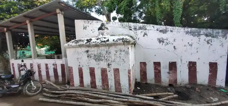 Arulmigu Vedhapureeswarar Temple, Mazhavarayanallur - 608702 அருள்மிகு வேதபுரீஸ்வரர் திருக்கோயில், Mazhavarayanallur - 608702, Cuddalore - Ancient Temple Architecture and History Image 3