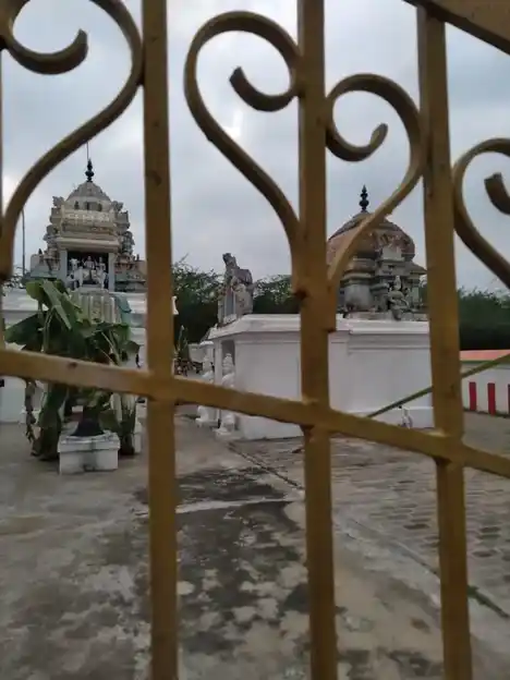 Arulmigu Vedhapuriesswarar Temple, Eringiyur - 611104 அருள்மிகு வேதபுரீஸ்வரர் திருக்கோயில், Eringiyur - 611104, Nagapattinam - Ancient Temple Architecture and History Image 4