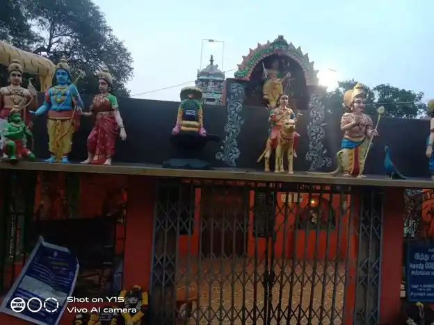 Arulmigu Vediyappan Temple, Kallavi, Panamarathuppatti - 635304 Temple