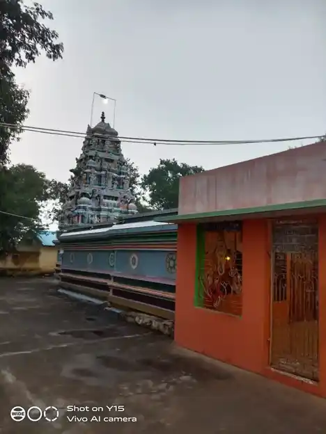 Arulmigu Vediyappan Temple, Kallavi, Panamarathuppatti - 635304 Arulmigu Vediyappan Temple, Kallavi, Panamarathuppatti - 635304, Krishnagiri - Ancient Temple Architecture and History Image 2