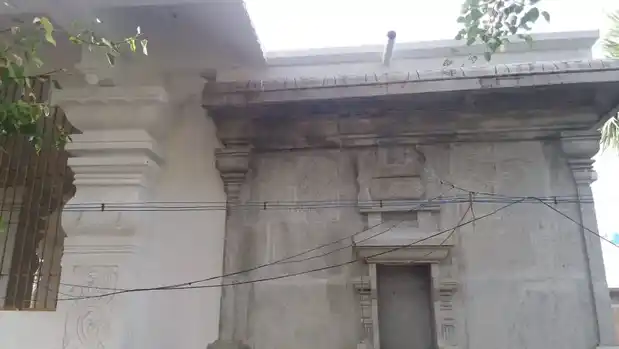 Arulmigu Vediyappan Temple, Mandalavaadi - 635851 அருள்மிகு வேடியப்பன் திருக்கோயில், மண்டலவாடி - 635851, Thirupathur - Ancient Temple Architecture and History Image 2