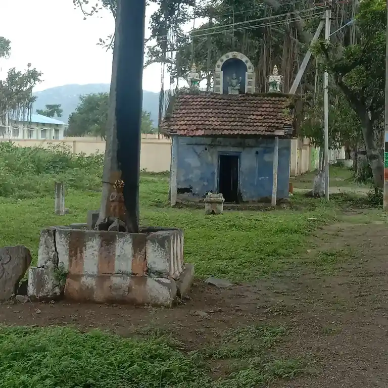 Arulmigu Vediyappan Temple, Pappireddipatti - 636905 அருள்மிகு வேடியப்பன் திருக்கோயில், Pappireddipatti - 636905, Dharmapuri - Ancient Temple Architecture and History Image 4