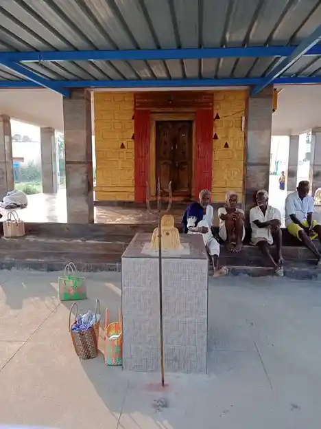 Arulmigu Vediyappan Temple, Reddivalasai, Periyathallappadi - 635307 அருள்மிகு வேடியப்பன் திருக்கோயில், Reddivalasai, Periyathallappadi - 635307, Krishnagiri - Ancient Temple Architecture and History Image 3