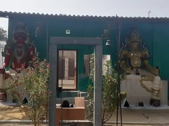 Arulmigu Veedapparswamy Temple, Odathurai - 638455 Temple