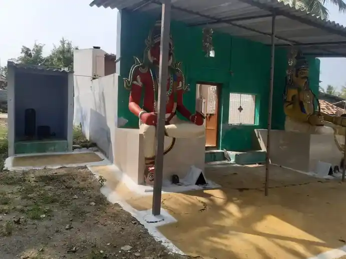 Arulmigu Veedapparswamy Temple, Odathurai - 638455 அருள்மிகு வேடப்பர்சுவாமி திருக்கோயில், Odathurai - 638455, Erode - Ancient Temple Architecture and History Image 3