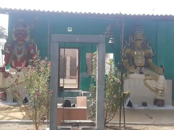 Arulmigu Veedapparswamy Temple, Odathurai - 638455 அருள்மிகு வேடப்பர்சுவாமி திருக்கோயில், Odathurai - 638455, Erode - Ancient Temple Architecture and History Image 4