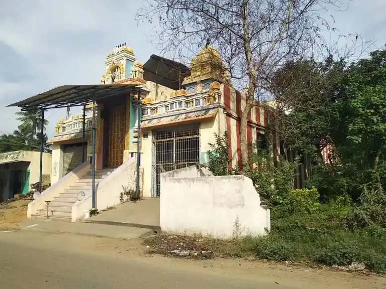 Arulmigu Veenugopalaswamy Temple, Vaathanur - 605107 அருள்மிகு வேணுகோபாலசுவாமி திருக்கோயில், Vaathanur - 605107, Viluppuram - Ancient Temple Architecture and History Image 2