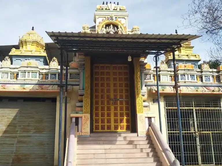 Arulmigu Veenugopalaswamy Temple, Vaathanur - 605107 அருள்மிகு வேணுகோபாலசுவாமி திருக்கோயில், Vaathanur - 605107, Viluppuram - Ancient Temple Architecture and History Image 4