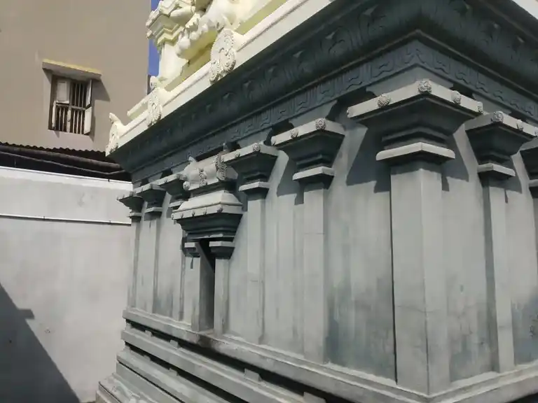 Arulmigu Veera Anchaneya Swamy Temple, Arani - 632301 அருள்மிகு வீரஆஞ்சநேயசாமி திருக்கோயில், Arani - 632301, Tiruvannamalai - Ancient Temple Architecture and History Image 3