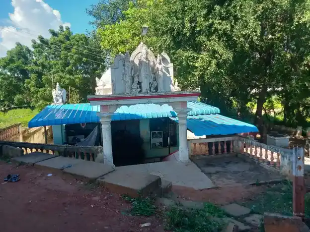 Arulmigu Veera Anjaneya Swamy Temple, Mothirappasavady - 613009 அருள்மிகு வீரஆஞ்சநேயர் திருக்கோயில், Mothirappasavady - 613009, Thanjavur - Ancient Temple Architecture and History Image 3