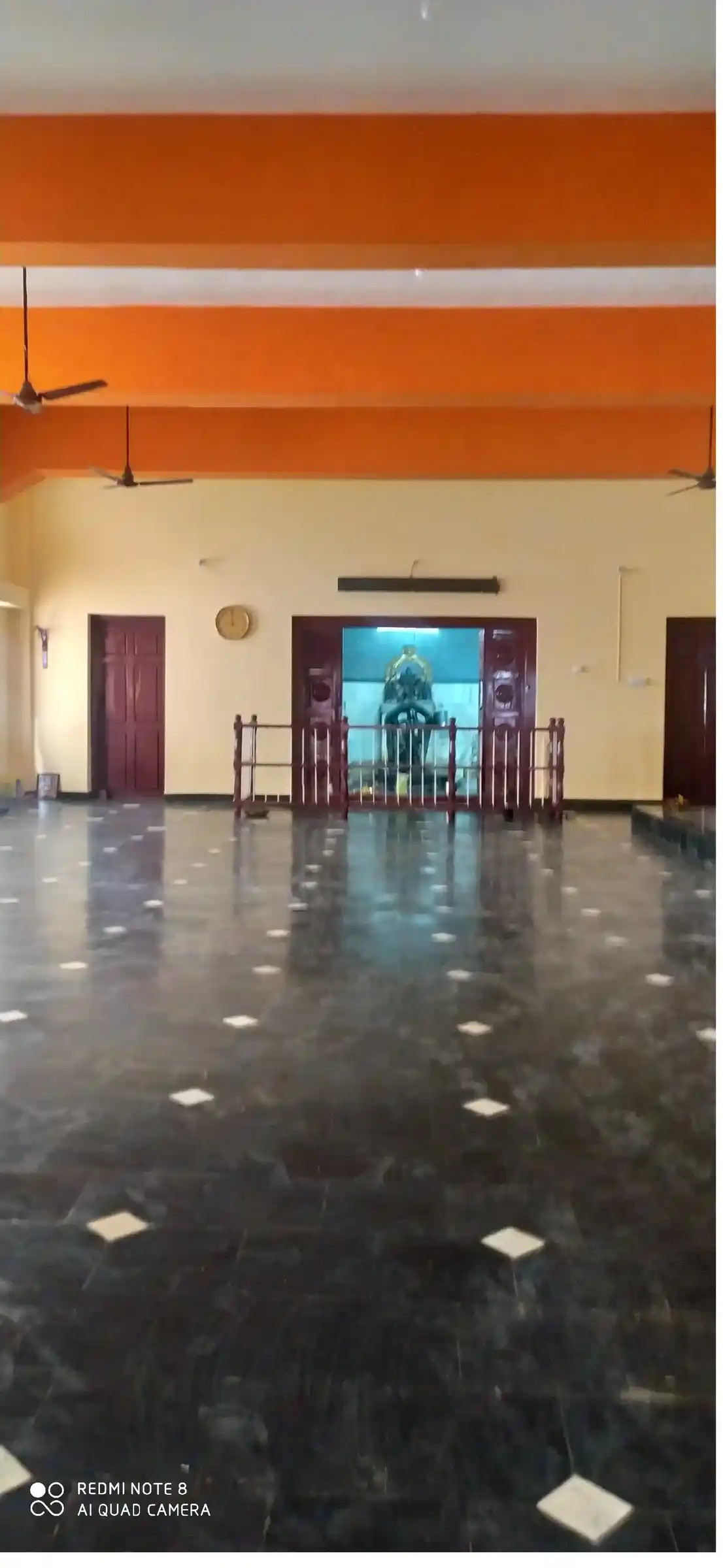 Arulmigu Veera Anjaneyar Swamy Temple, Town Hall, Coimbatore - 641001 Arulmigu Veera Anjaneyar Swamy Temple, Town Hall, Coimbatore - 641001, Coimbatore - Ancient Temple Architecture and History Image 2