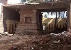 Arulmigu Veera Anjaneyar Temple, Thithipet, Thuthipattu - 635811 அருள்மிகு வீரஆஞ்சநேயர் திருக்கோயில், துத்திப்பட்டு, துத்திப்பட்டு - 635811, Thirupathur - Ancient Temple Architecture and History Image 4