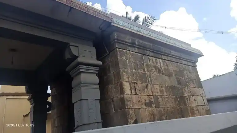 Arulmigu Veera Anjaneyaswamy Temple, Veerakoil, A.K.Padavedu - 606905 அருள்மிகு வீரஆஞ்சநேயர் திருக்கோயில், வீரகோயில், அ.கோ.படவேடு - 606905, Tiruvannamalai - Ancient Temple Architecture and History Image 3