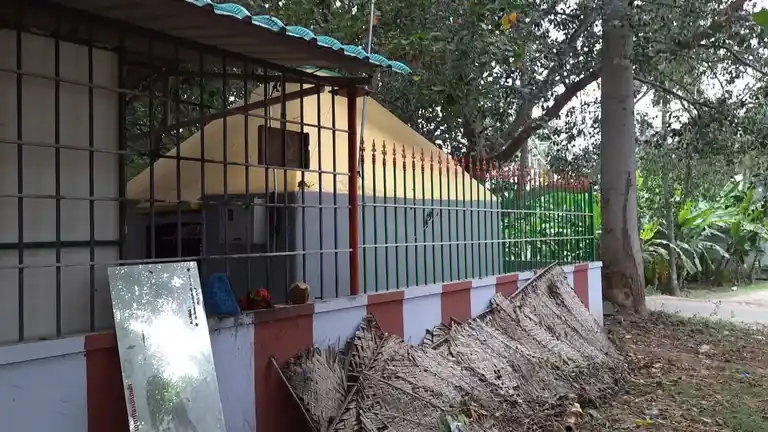 Arulmigu Veera Anumanthrayar Temple, Amarakundhi - 636503 அருள்மிகு வீர அனுமந்தராயர் திருக்கோயில், Amarakundhi - 636503, Salem - Ancient Temple Architecture and History Image 4