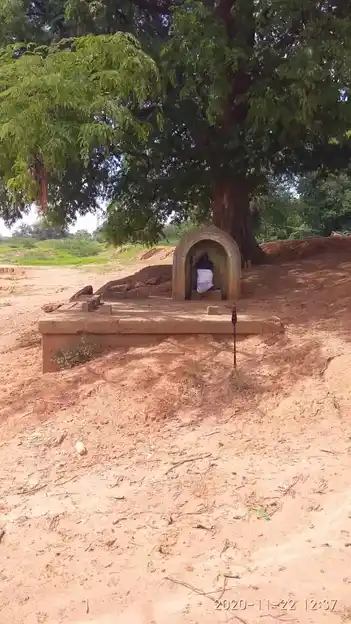 Arulmigu Veera Muthiriyar Temple, Ponparapi - 621710 Temple
