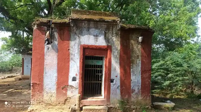 Arulmigu Veera Pandeswar Temple, Muttalangurichi - 628251