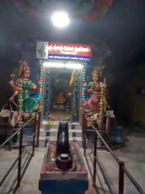 Arulmigu Veera Sakthiyamman Temple, Aduthakudi - 623308 அருள்மிகு வீரசக்தியம்மன் திருக்கோயில், Aduthakudi - 623308, Ramanathapuram - Ancient Temple Architecture and History Image 4