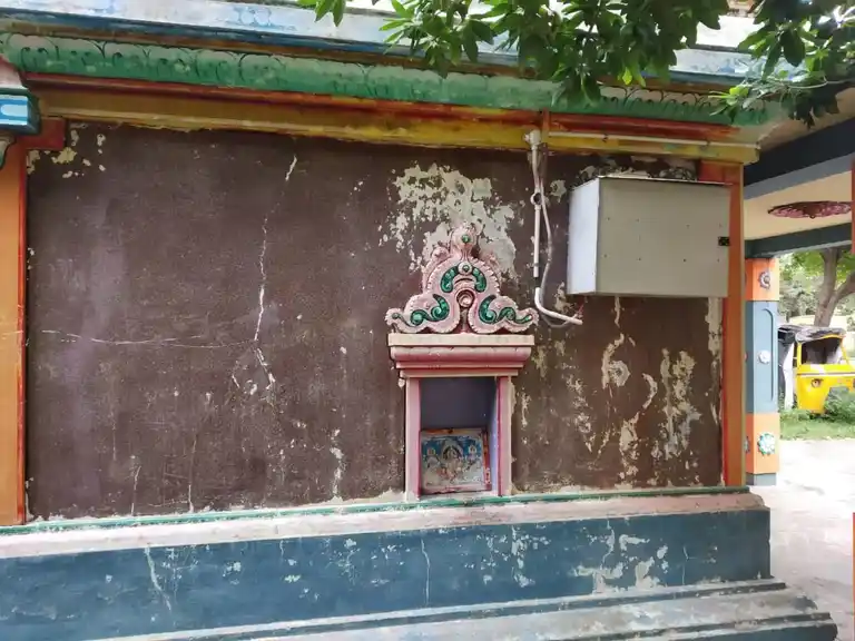 Arulmigu Veerabadrasamy Temple, Near Police Station, Uthukottai - 602026 அருள்மிகு வீரபத்ரசுவாமி திருக்கோயில், Near Police Station, Uthukottai - 602026, Tiruvallur - Ancient Temple Architecture and History Image 4