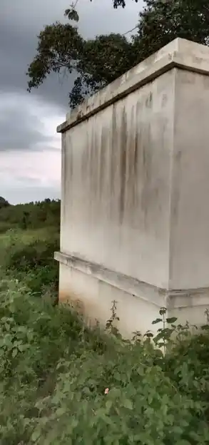 Arulmigu Veerabadraswami Temple, Near Mandi, Denkanikottai - 635116 அருள்மிகு வீரபத்திரசாமி திருக்கோயில், Near Mandi, Denkanikottai - 635116, Krishnagiri - Ancient Temple Architecture and History Image 3