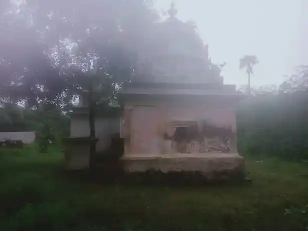 Arulmigu Veerabathirar Temple, Thirupanangadu - 604410 Arulmigu Veerabathirar Temple, Thirupanangadu - 604410, Tiruvannamalai - Ancient Temple Architecture and History Image 4